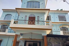 Hotel O Saraswati Palace, Ayodhya Hotel O Saraswati Palace, Ayodhya