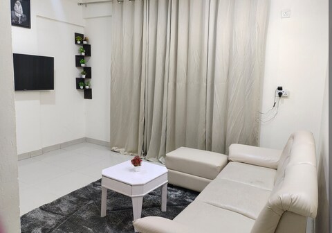 Self Service 1BHK Apartment 302 High Speed Net