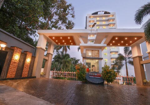 3 Bedroom Unit by Robinson Properties