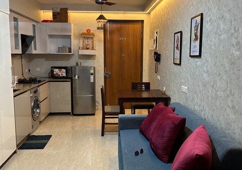 Elite Studio Apt Hiranandani