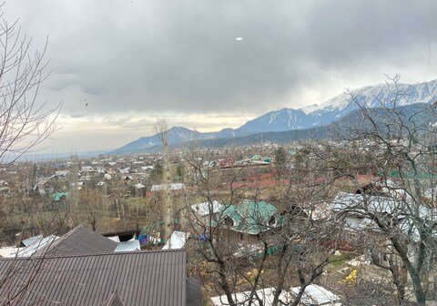 New Kashmir Innn