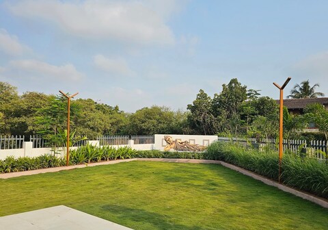 1BHK Remote WiFi Candolim Serviced Apt A305