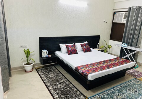 Giri Nandani Flat Modern and Stylish