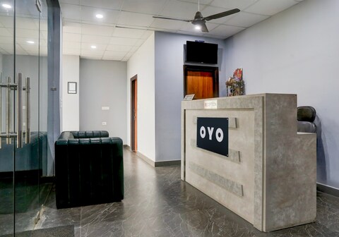Hotel O Nandi
