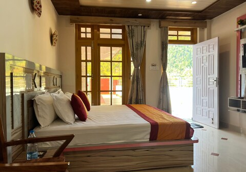 Rock Mountain Premium Stay Near Rock Garden Dalhousie