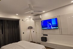 Redwood Vacation Homes, Lucknow Redwood Vacation Homes, Lucknow