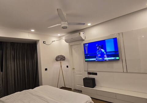 Redwood Vacation Homes