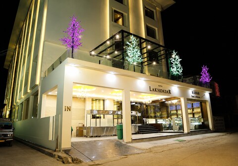 HOTEL LAKHDATAR