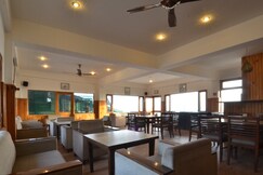 Birds View Resort, Kasauli Birds View Resort, Kasauli