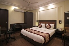 OYO 9553 Hotel Kings Plaza, Delhi OYO 9553 Hotel Kings Plaza, Delhi
