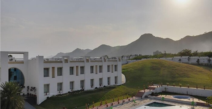 inder-residency-udaipur-facade