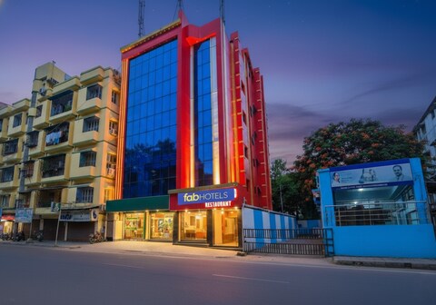 FabHotel The Crown Comforts