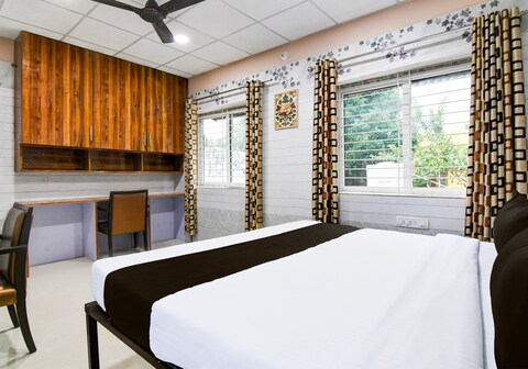 Hotel O Infinity hotel and cafe