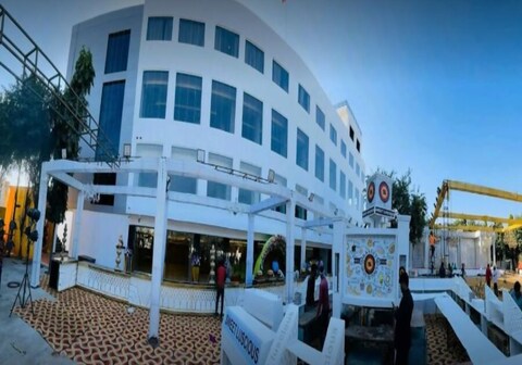 MAA KRIPA HOTEL & BANQUETS