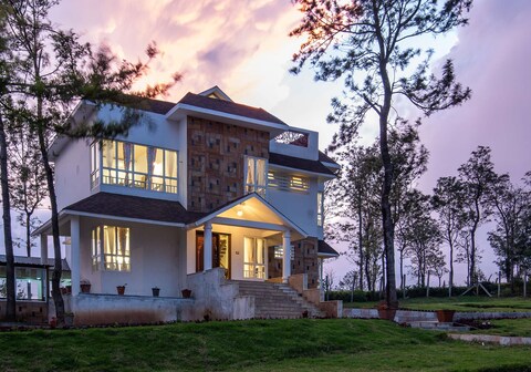 StayVista I Hugel Villa