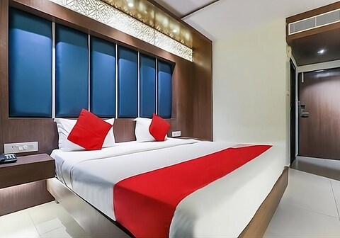 Sri Capital Residency