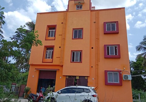 Paradise Auro Ghar Guest House