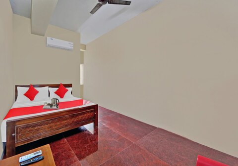 Hotel O Guna Residency