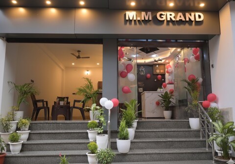 MM Grand