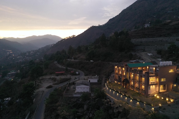 Mountoria Retreat Bhimtal - By Leisure Hotels Group