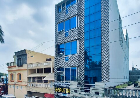 BEAUTINA HOTEL (750 mtr from Golden Beach)