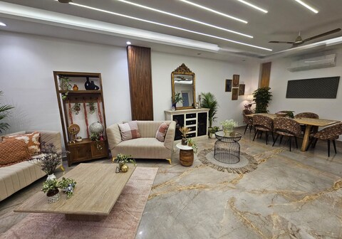 Enchanting 3BHK Vasant Kunj | NO PARTY