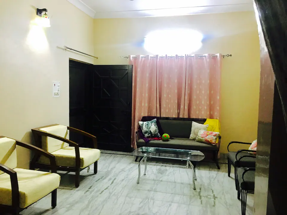Home Stay Dehradun