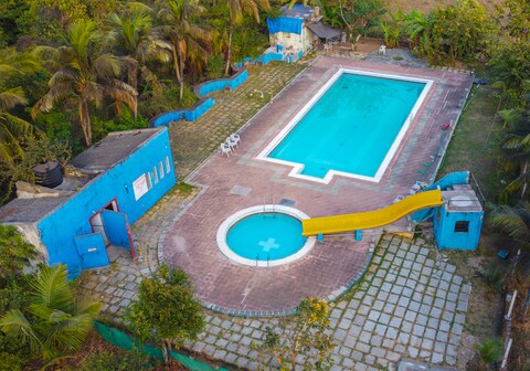 Anand Beach Resort, Bordi