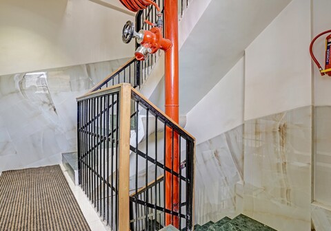 Super Hotel O Dhiman Residency