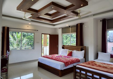 Himadri Munnar Holidays