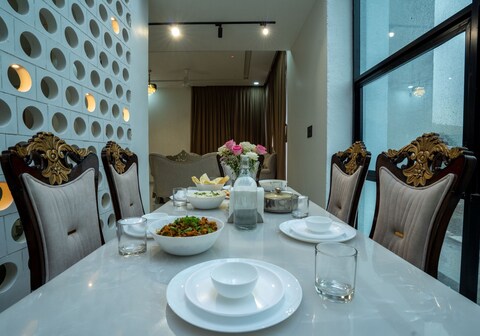 Stayleisurely Roman 4BHK Lonavala