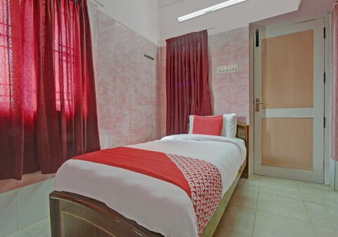 Hotel O Annai Residency