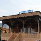 Showkat Houseboat, Srinagar Showkat Houseboat, Srinagar