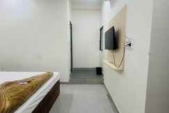 Hotel Tapovan, Ujjain Hotel Tapovan, Ujjain
