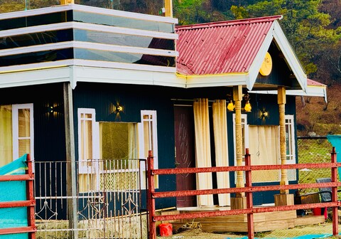 The Riverwood Resort Gulmarg