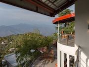 Hotel Dunsvirk Court, Mussoorie Hotel Dunsvirk Court, Mussoorie