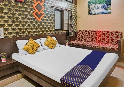 Hotel O Sai Leela Residency