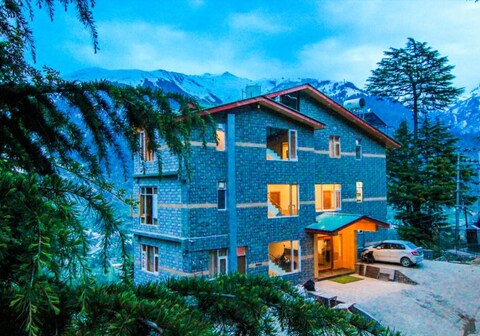 HighQ Manali