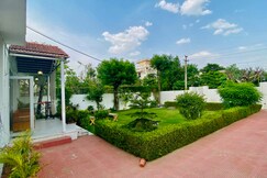 solanki farm & pool villa garden, Jaipur solanki farm & pool villa garden, Jaipur