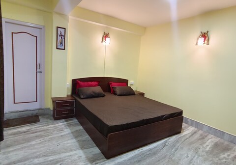 Green Dot 2Bhk Apartment | 2 Km from MG Road