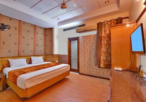 Hotel Flyover Classic