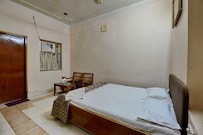 The Centre Square Hotel, Jhumri Telaiya The Centre Square Hotel, Jhumri Telaiya
