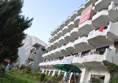 Silver Face Hotel