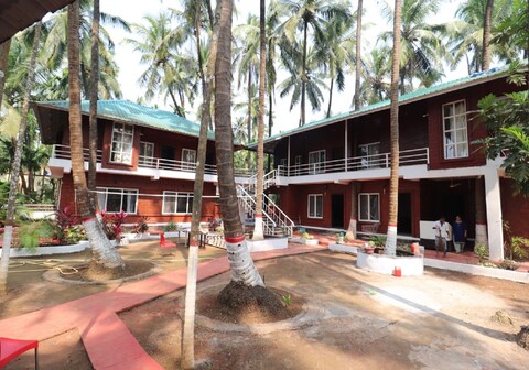 Sea Breeze Villa | Entire 6 BHK Villa