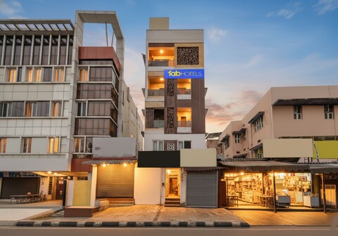 FabHotel Park Service Apartment