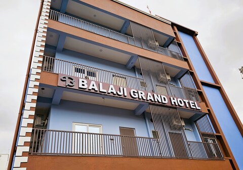 Balaji Grand Hotel