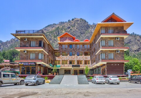 The Hangout Lodge, Lounge and Spa