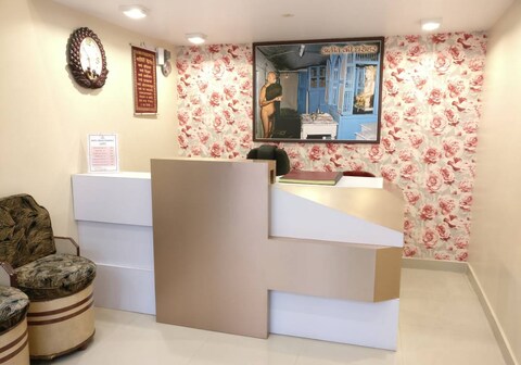 Hotel Girnar