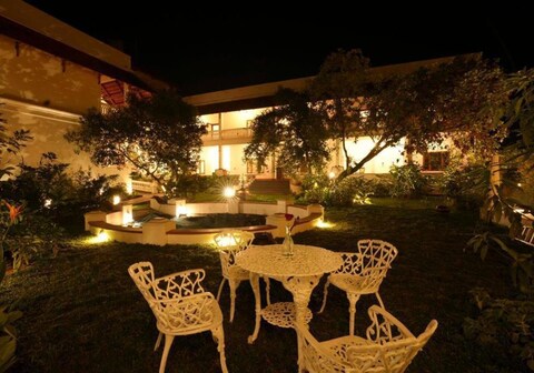 Marari Beach Bungalow