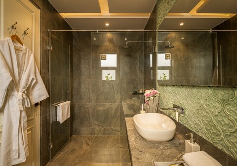 TBK beach villa Private pool jacuzzi Housekeeping